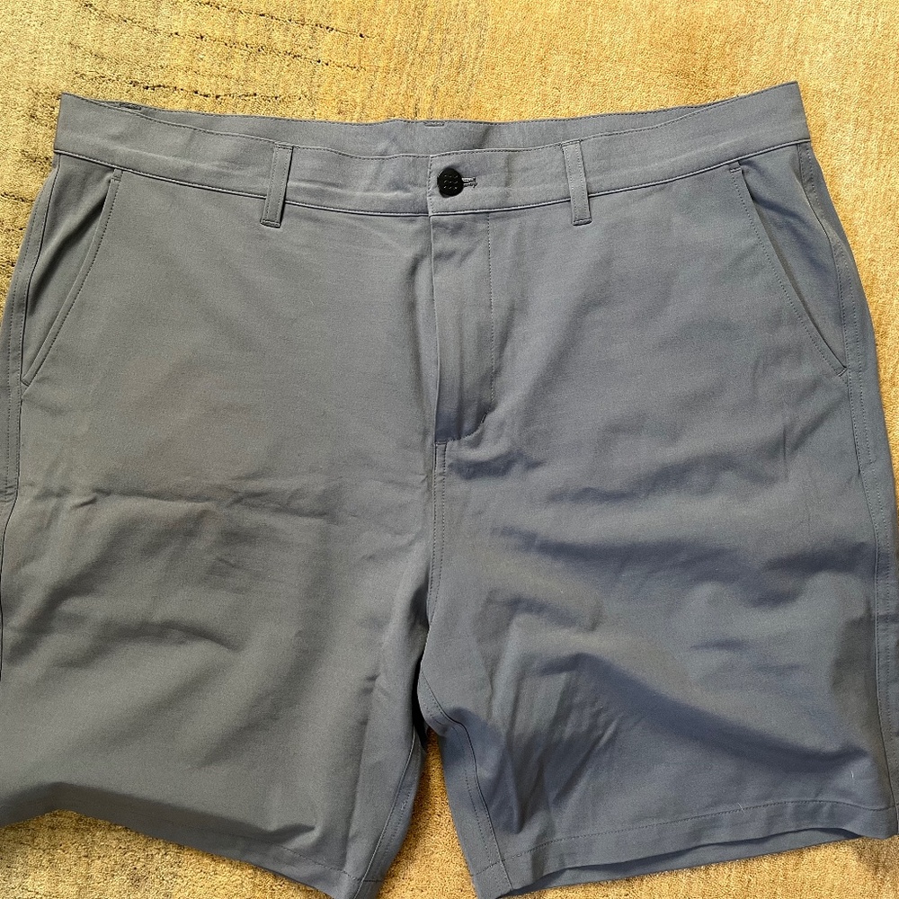 Free Fly Shorts Mens Grayish Blue Hybrid Wicking Stretch 4-Way Stretch Size 36